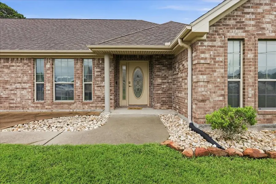 290 Tyler Drive, Orange, TX 77630 - #2