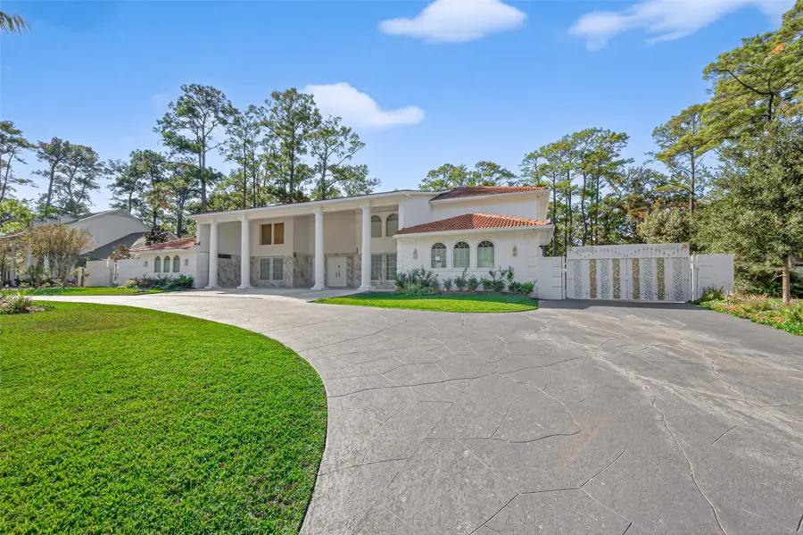 24 Windermere Lane, Houston, TX 77063 - Image #2