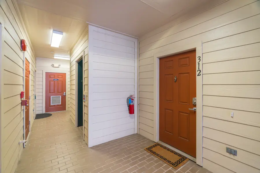 6607 Lake Woodlands Drive #312, The Woodlands, TX 77382 - Image #3