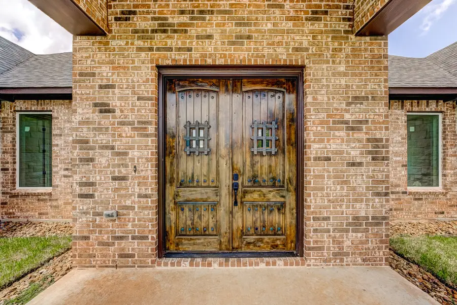 1720 Flintlock Court, Angleton, TX 77515 - #3