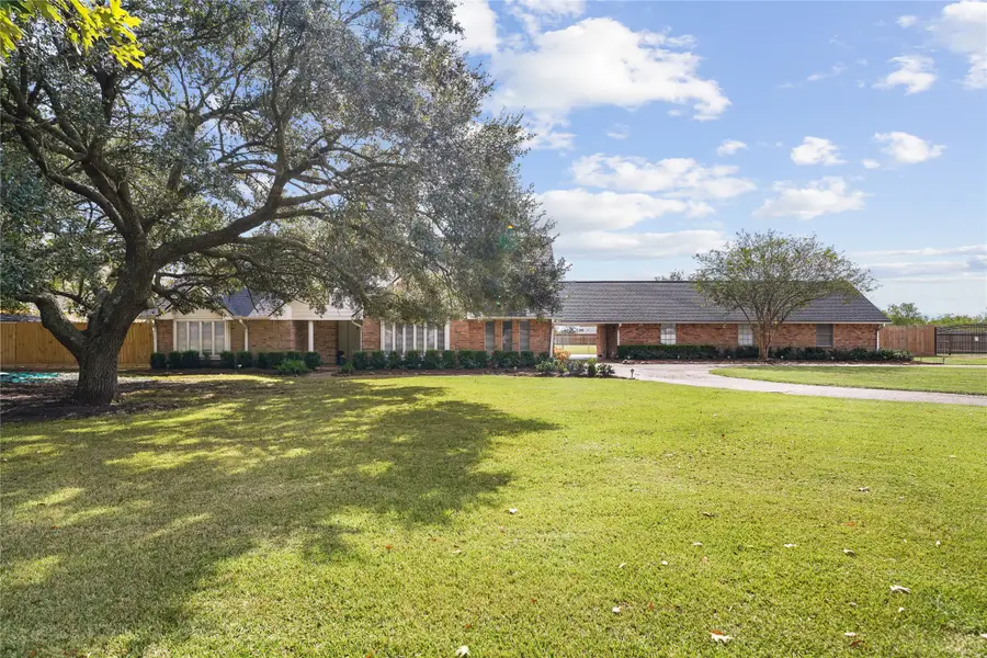 4410 County Road 63, Rosharon, TX 77583 - #2