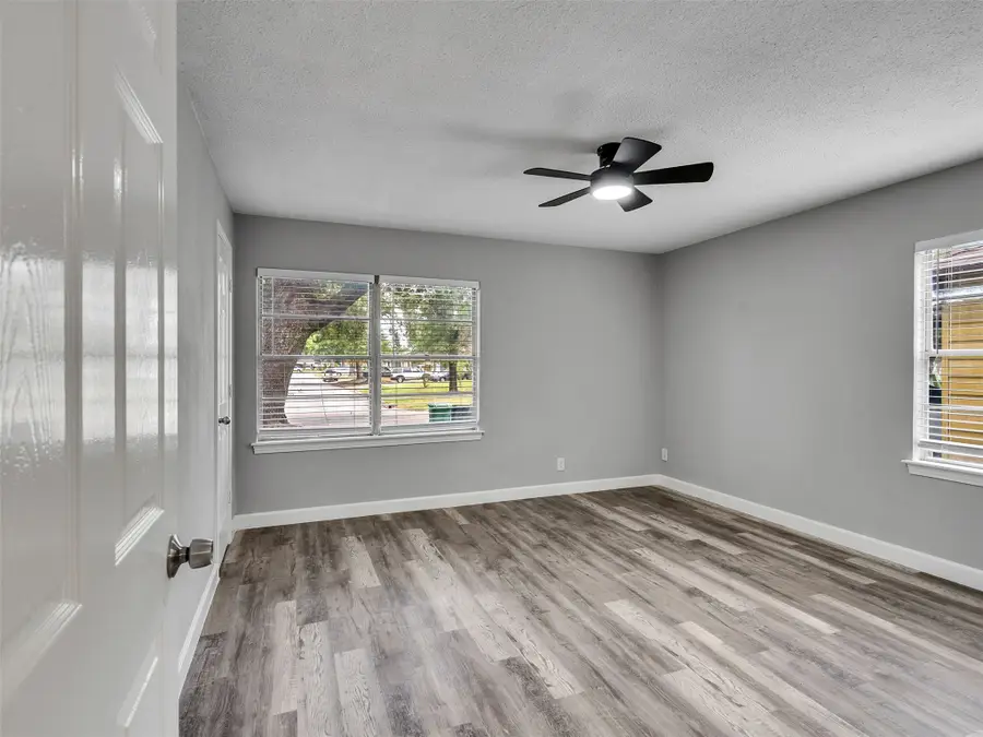 7914 Belbay Street, Houston, TX 77033 - Image #3