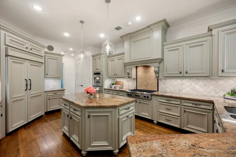 13310 Apple Tree Road, Houston, TX 77079 - #2