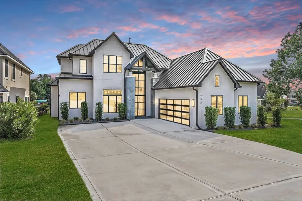 233 Blue Heron Drive, Montgomery, TX 77316 - Image #1