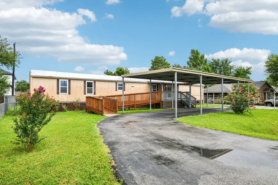 10629 Bois D Arc Street, La Porte, TX 77571 - Image #2