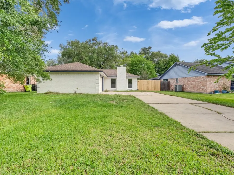 3915 Brumbelow Street, Rosenberg, TX 77471 - #2