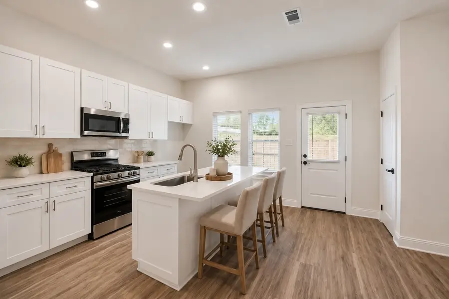 412 W Marlin Street, Willis, TX 77378 - #2