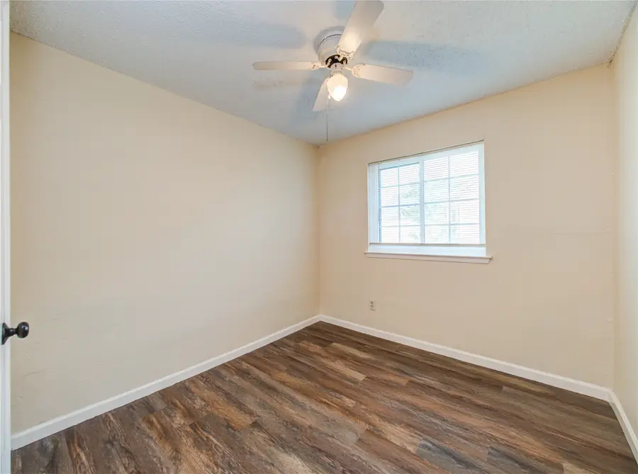 3307 E Heatherock Circle, Sugar Land, TX 77479 - #2
