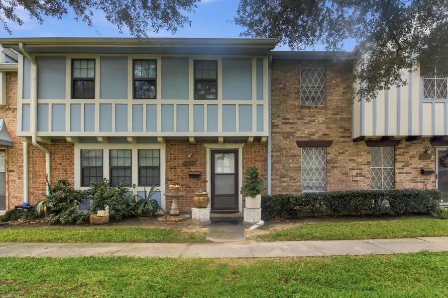 2266 Triway Lane #120, Houston, TX 77043 - Image #2