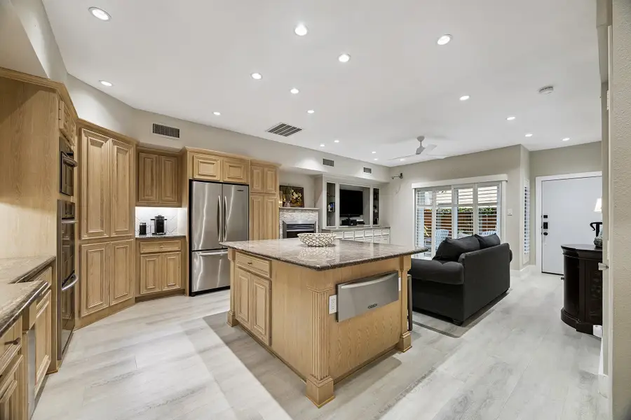 11711 Memorial Drive #95, Houston, TX 77024 - #3