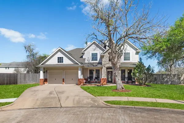 1519 Hidden Terrace Drive, Sugar Land, TX 77479