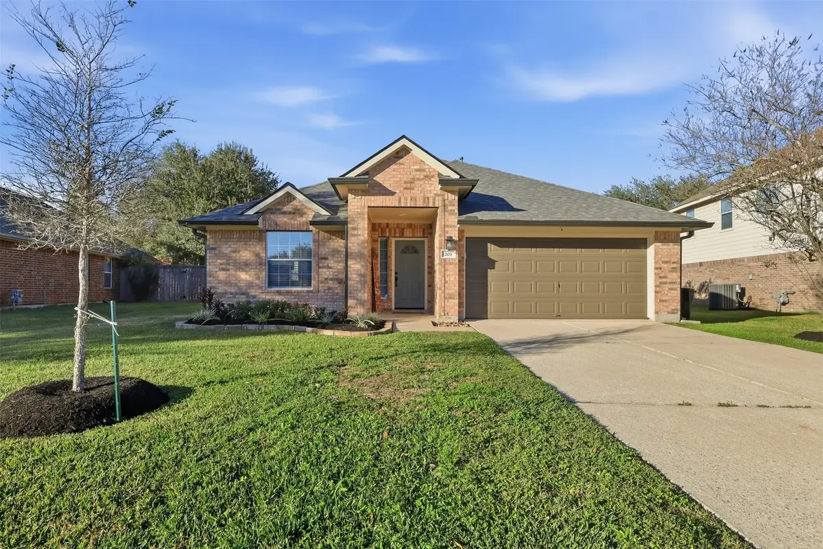 203 Colony Lake Lane, Dickinson, TX 77539 - Image #1