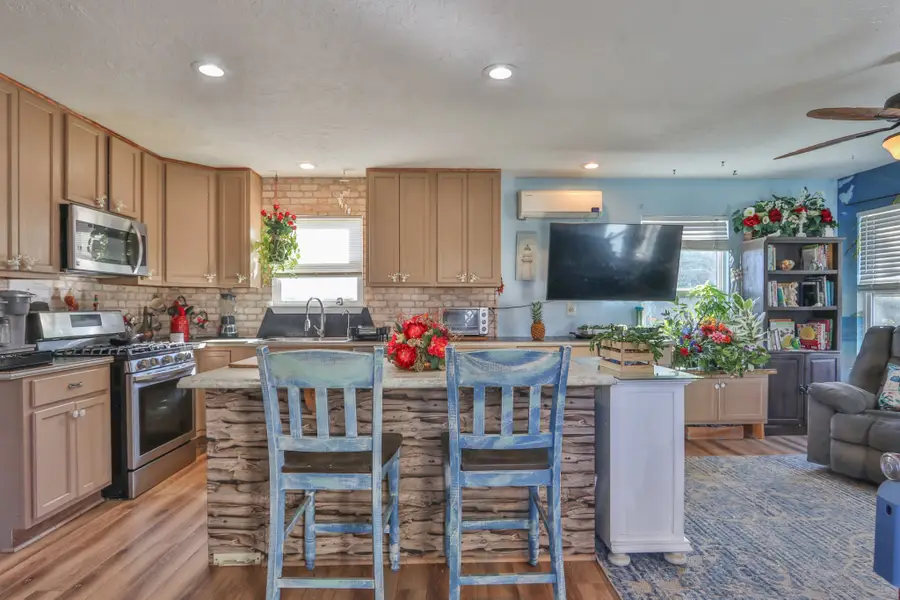 2616 Avenue H, Dickinson, TX 77539 - Image #3