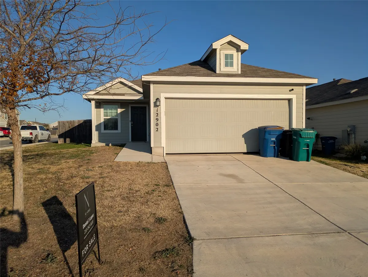 12902 Links Beach, San Antonio, TX 78221 - Image #1