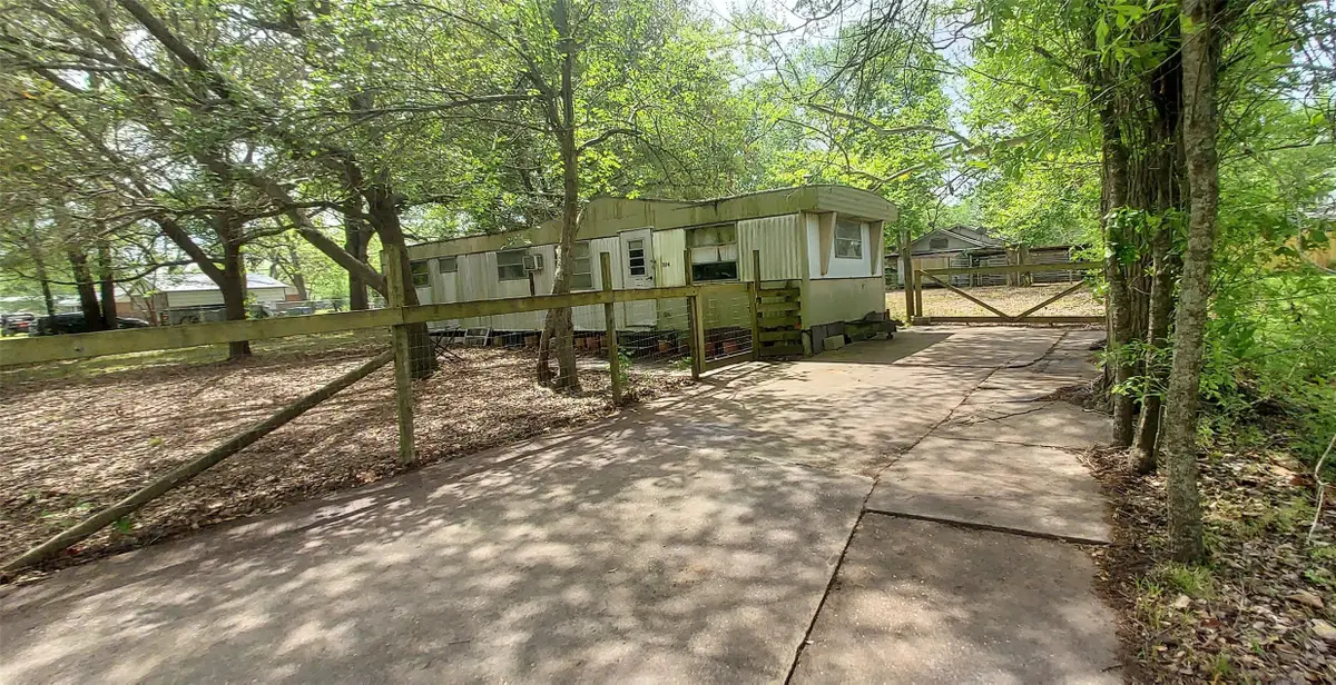 324 E Second Street, Groveton, TX 75845 - #1