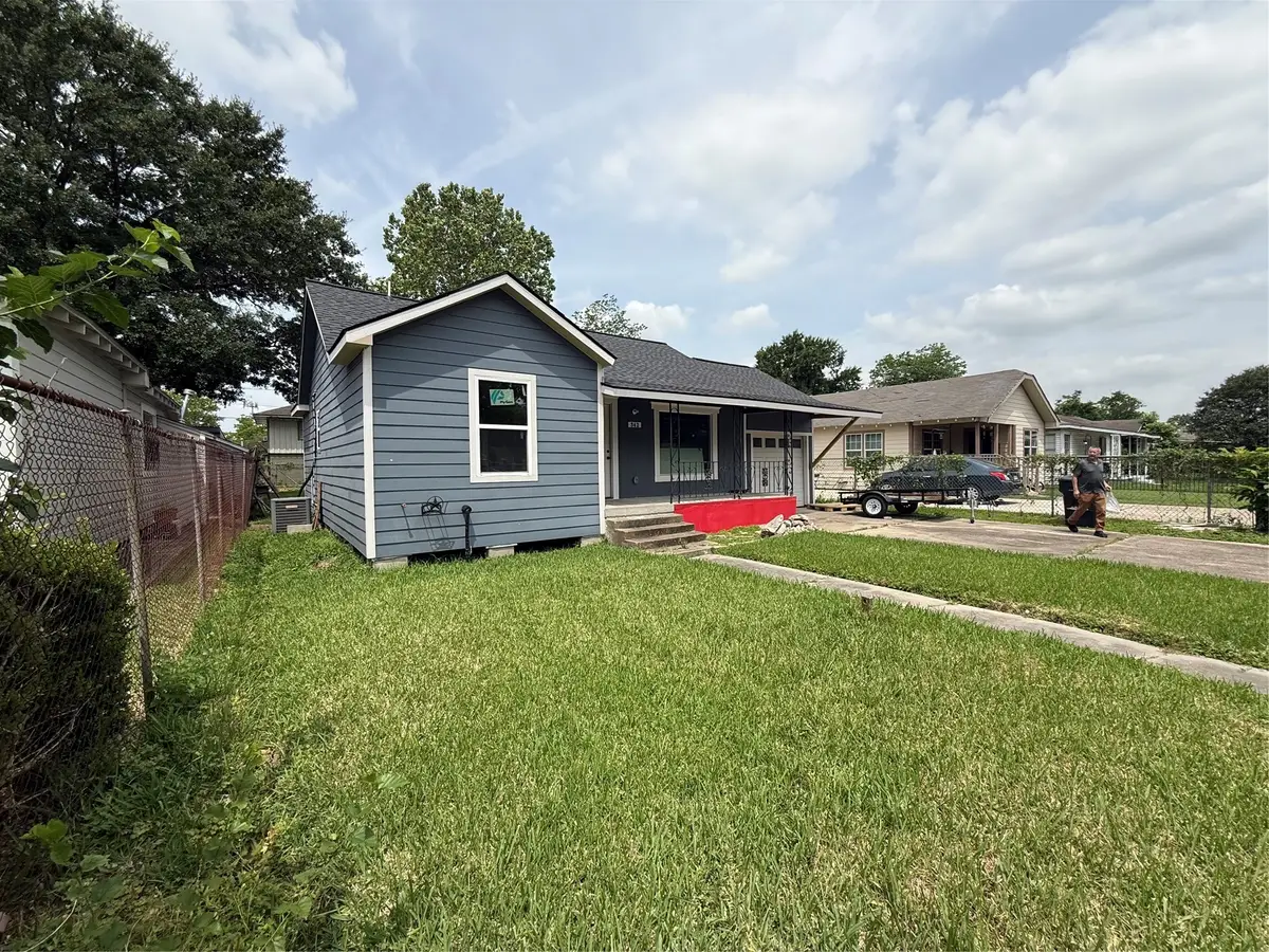 342 Hoffman Street, Houston, TX 77020 - #1
