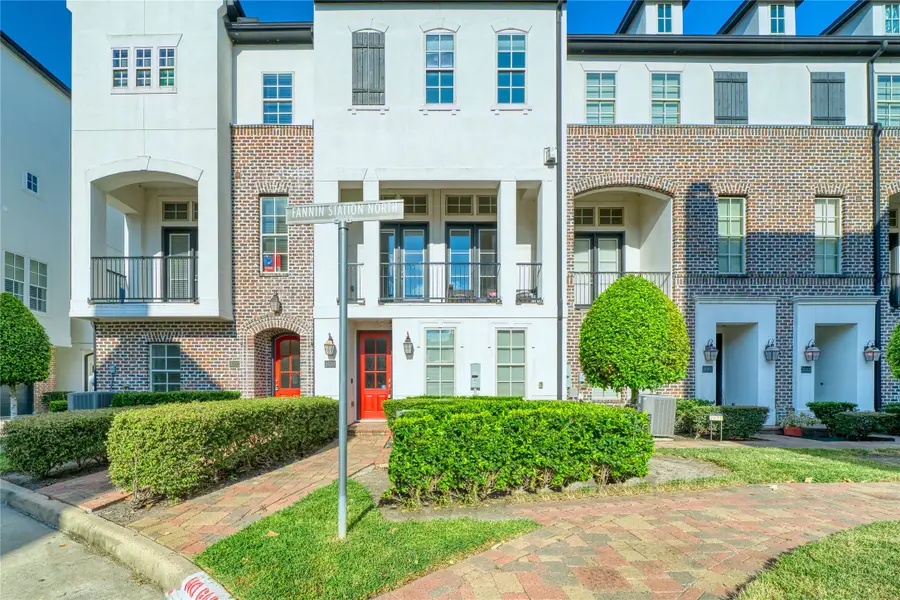 2029 Fannin Station N, Houston, TX 77045 - #2