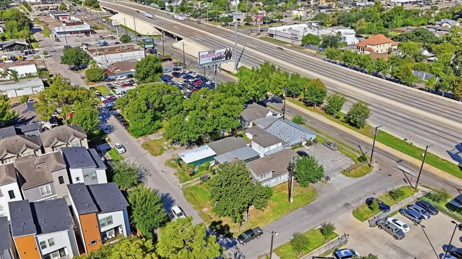 2809 Lawrence St, Houston, TX 77008 - #3