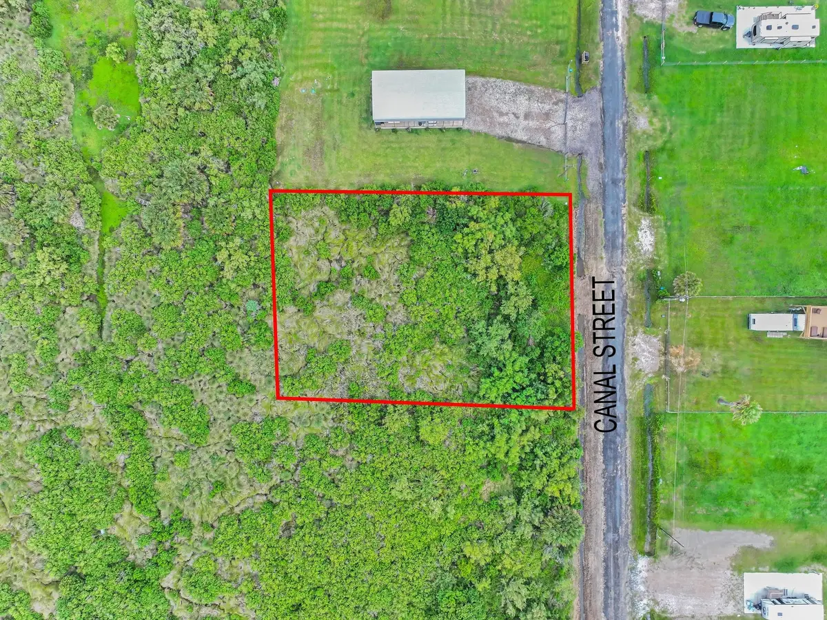 1054 Canal, Gilchrist, TX 77617 - #1