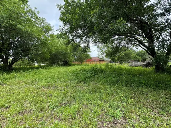 211 Rice Avenue, Arcola, TX 77583