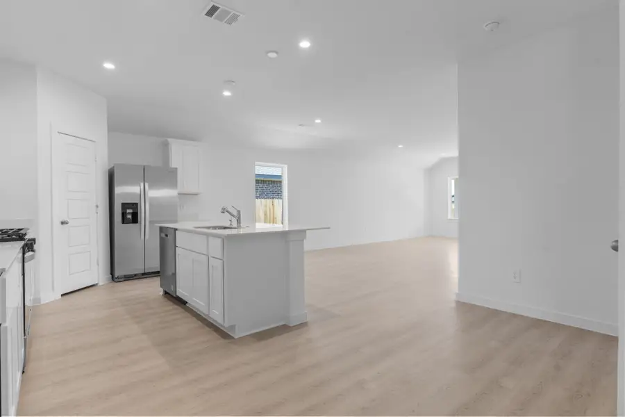 1242 Sandy Shore Lane, Iowa Colony, TX 77583 - Image #3