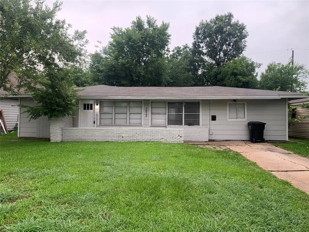 5822 Glenhurst Drive, Houston, TX 77033 - #1