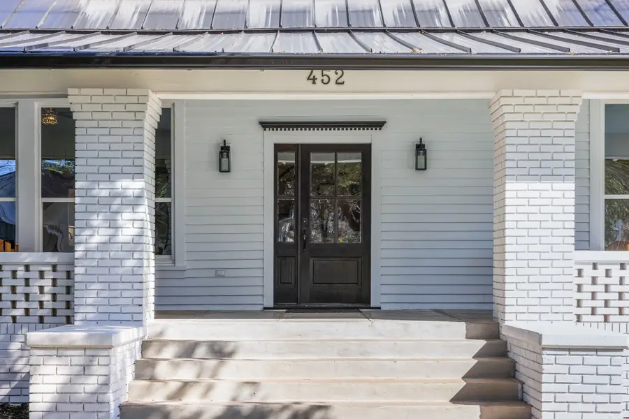 452 N Jackson Street, La Grange, TX 78945 - #3