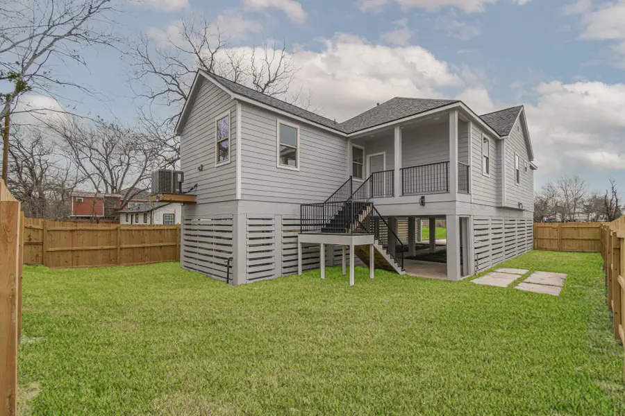 316 6th Street, Rosenberg, TX 77471 - #3