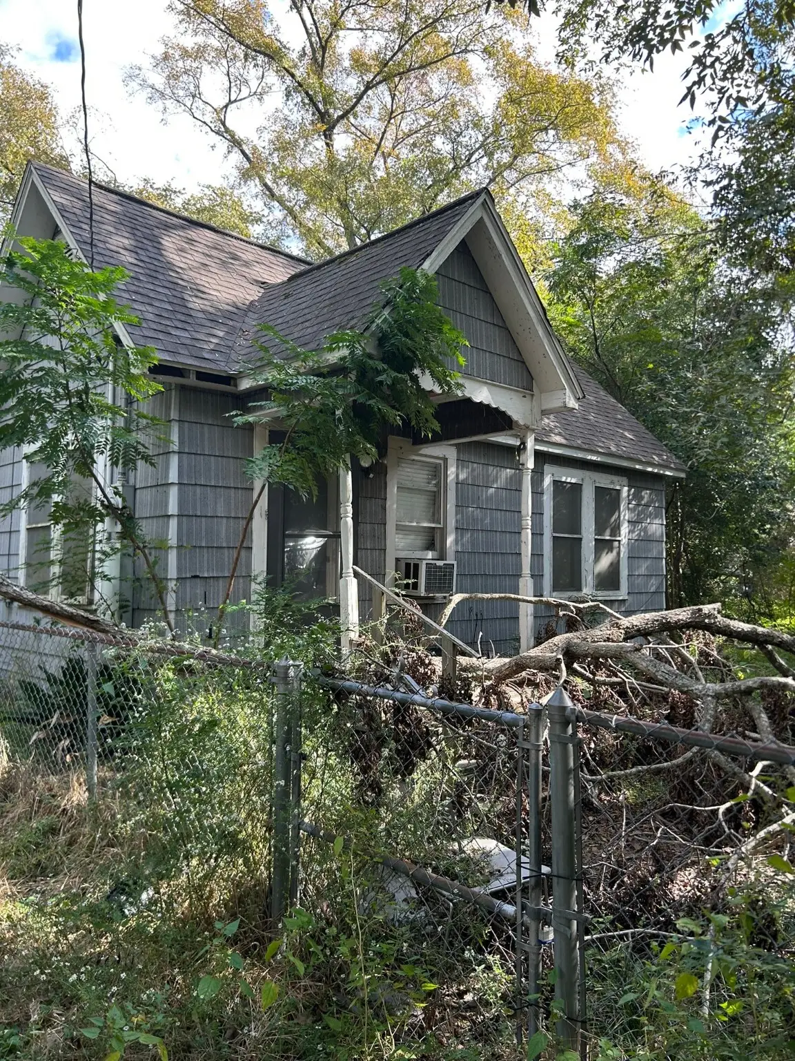 109 S 7th Street, Highlands, TX 77562 - Image #1