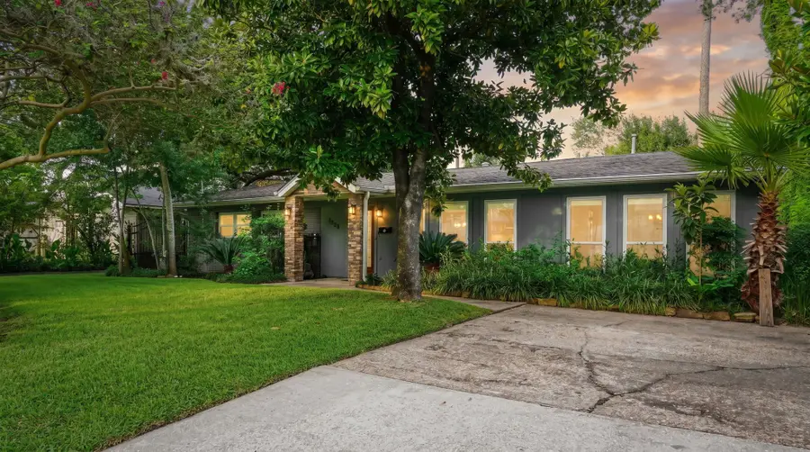 1320 Woodvine Drive, Houston, TX 77055 - #2