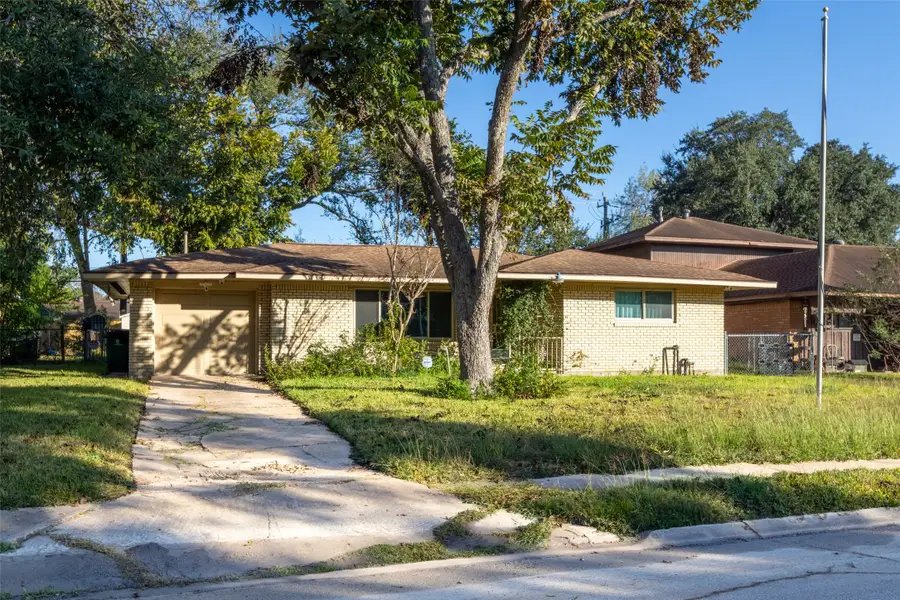 6834 Leader Street, Houston, TX 77074 - #2