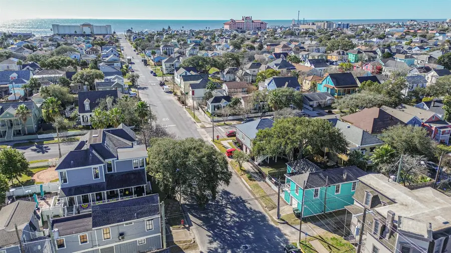 1213 18th Street, Galveston, TX 77550 - Image #3