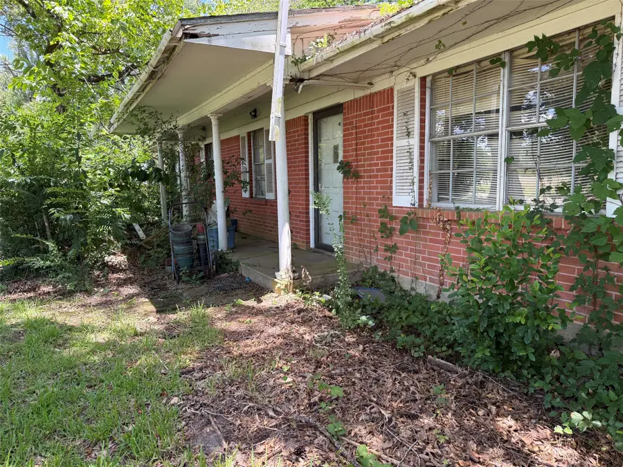 2103 E Houston Avenue, Crockett, TX 75835 - #2