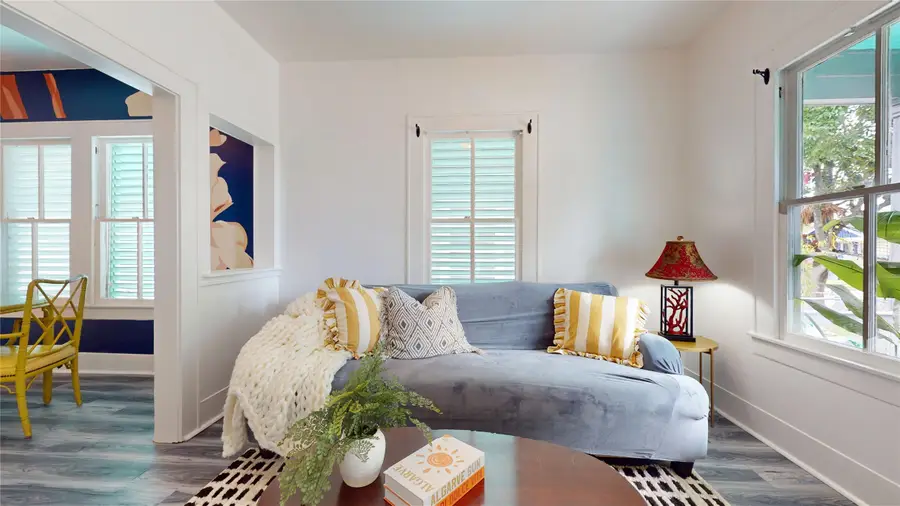 4807 Avenue P 1/2, Galveston, TX 77551 - Image #2