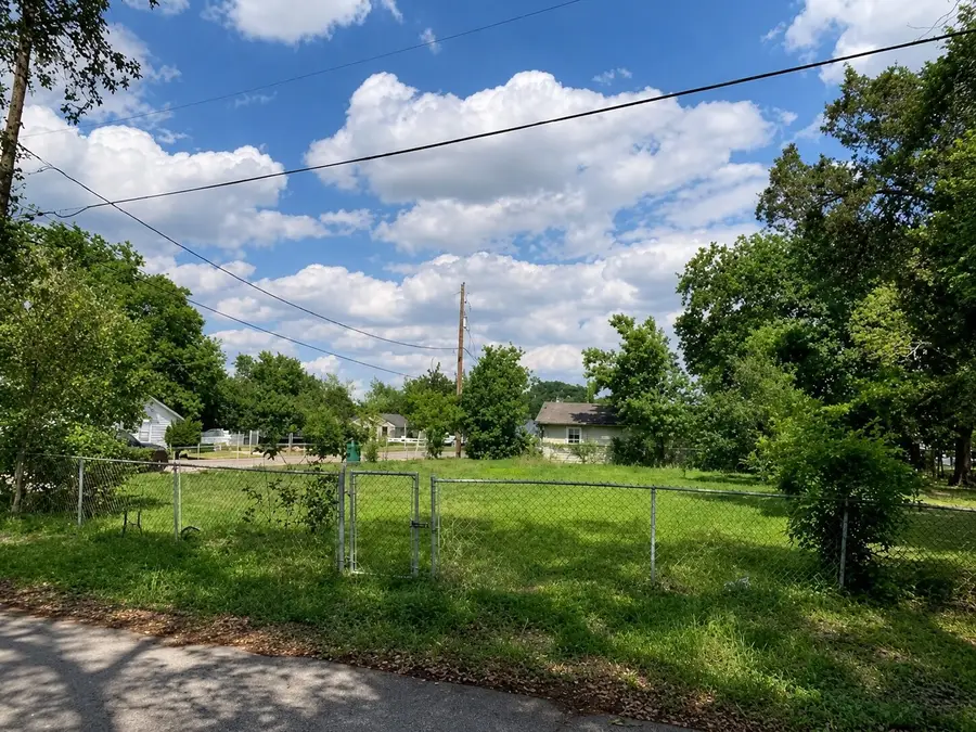 1722 Worms Street, Houston, TX 77020 - #2
