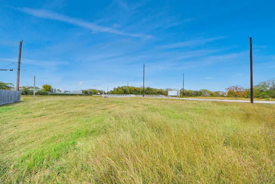 1618 Sens Road, La Porte, TX 77571 - Image #3