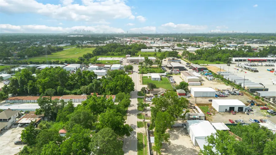 8021 Berwyn Drive, Houston, TX 77037 - #2