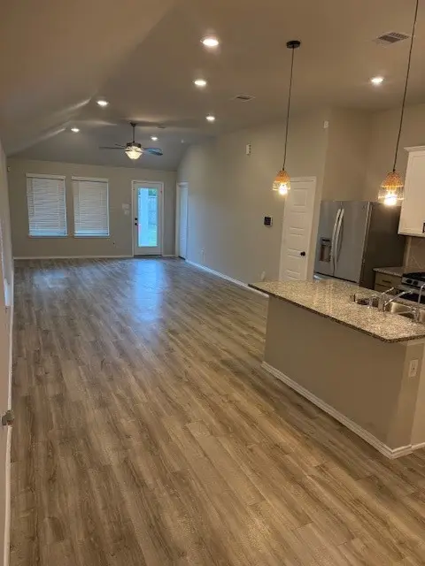 1225 Lancer Leap Drive, Alvin, TX 77511 - Image #2