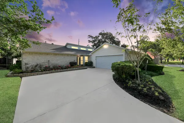 2623 Sugar Mill Drive, Sugar Land, TX 77479