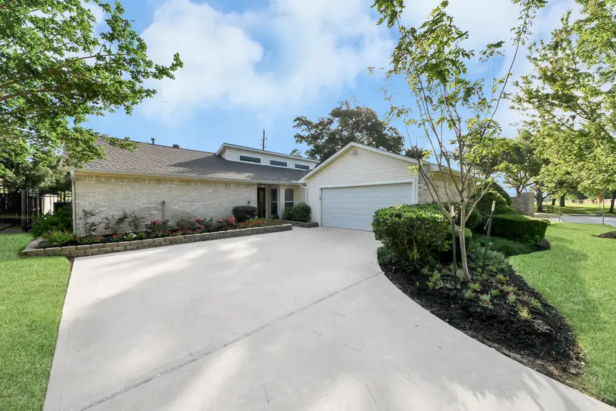 2623 Sugar Mill Drive, Sugar Land, TX 77479 - #2