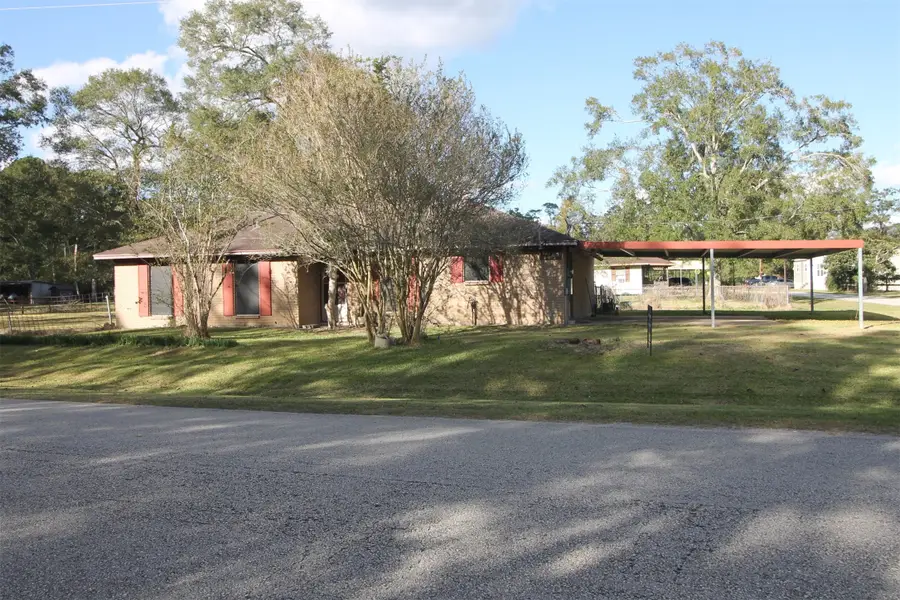 415 County Road 105, Devers, TX 77538 - Image #2