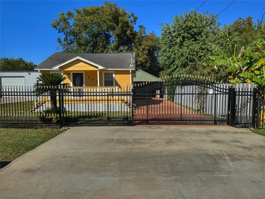 2633 Hollis Street, Houston, TX 77093 - Image #2