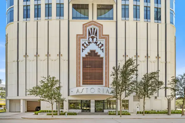 1409 Post Oak Boulevard #1602, Houston, TX 77056
