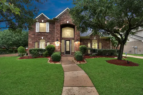 6526 Pinewood Trace Lane, Houston, TX 77041