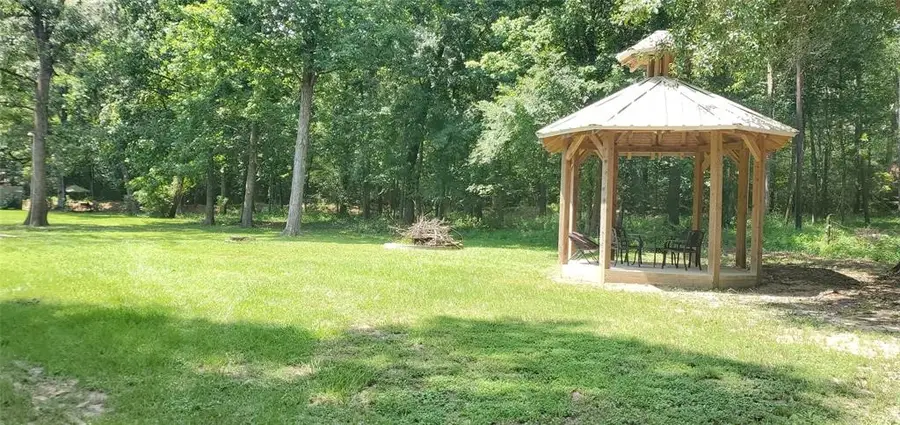 28 Lakeway Street, Conroe, TX 77304 - Image #3