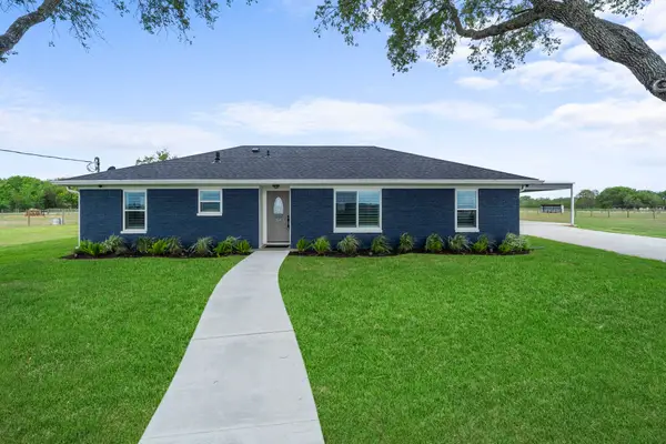 15308 Hubenak, Needville, TX 77461