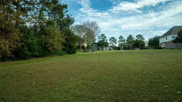 14 Brookwood Court, Montgomery, TX 77356