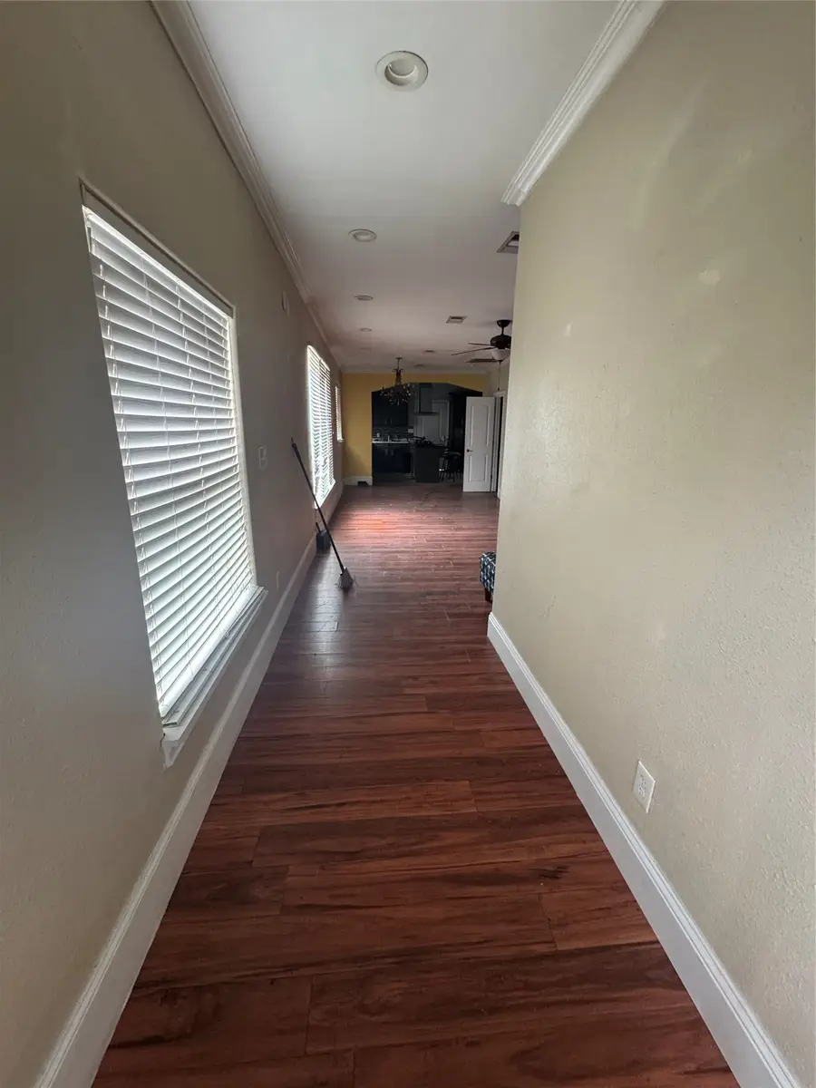 880 Prairie Street, Beaumont, TX 77701 - #2