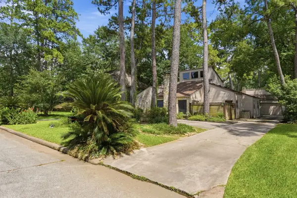 6611 Rippling Hollow Drive, Spring, TX 77379