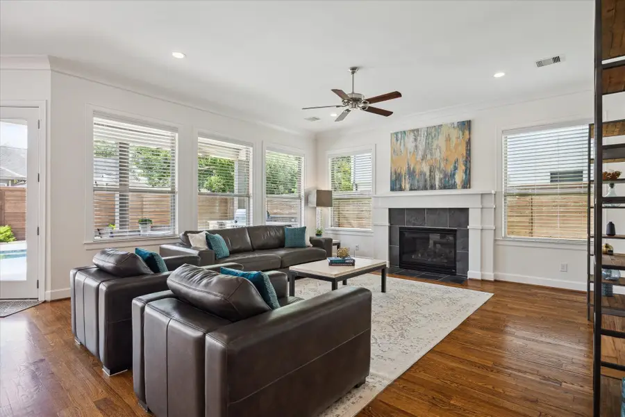 1729 Wakefield Drive, Houston, TX 77018 - Image #2